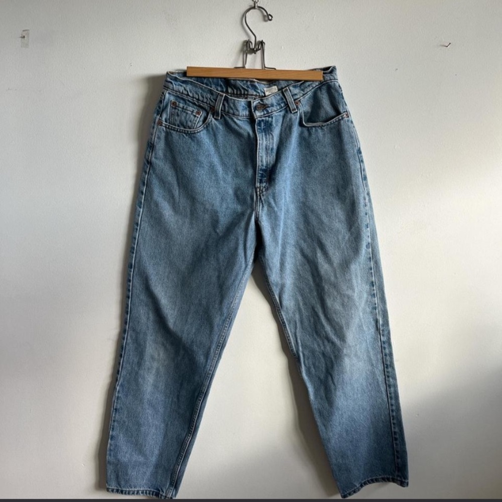 Vintage Levi’s 560 Loose Fit Straight Leg Jeans - Size 14